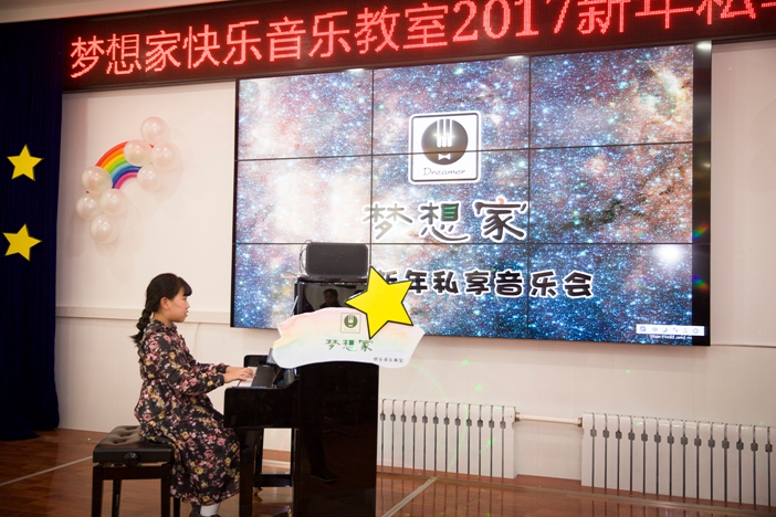 张艺檬_看图王.jpg